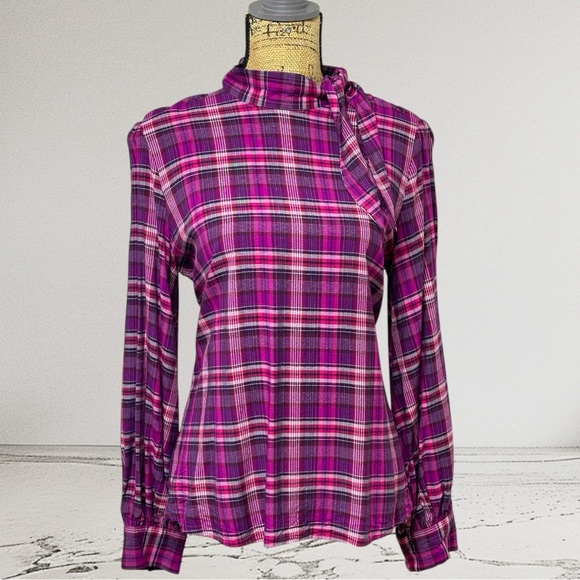 275 - RW & CO Blouse - 100% Viscose - Ties & Buttons - Picture 6 of 16